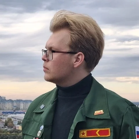 Максим Токарев
